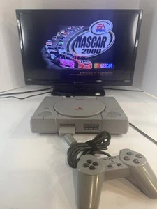 Sony PlayStation 1 PS1 SCPH-7001 Console System Bundle - Tested and Works - Picture 1 of 11