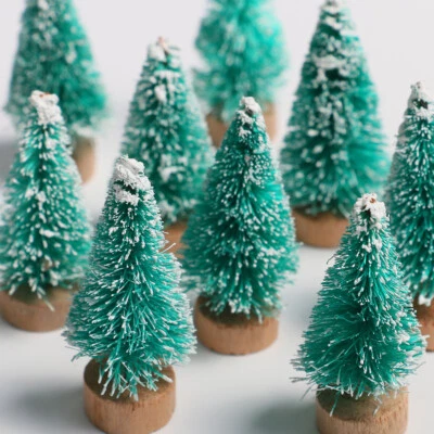 12 Stück Künstliche Mini Tannenbaum Weihnachtsbaum Schnee Tisch-Weihnachtsdeko - Bild 1 von 4