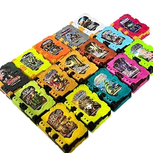 Juego de 16 libros Bandai Kamen Rider Saber Wonder Ride sin sonido usados Japón - Imagen 1 de 7
