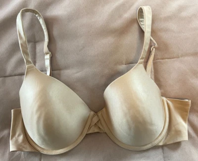Sujetador Barely There para mujer beige ligeramente forrado con aros correas ajustables talla 36C Foto 1 de 4