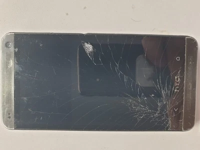 HTC One M7 Defect - Bild 1 von 3
