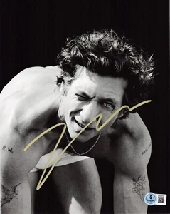 Jeremy Allen foto bianca firmata sexy spudorata l'orso 8x10 con Beckett BS38312 - Foto 1 di 1