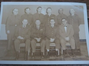 FOTO ENCONTRADA RETRATO HOMBRE MILITAR 5X7 Vintage Blanco y Negro ORIGINAL - Imagen 1 de 10
