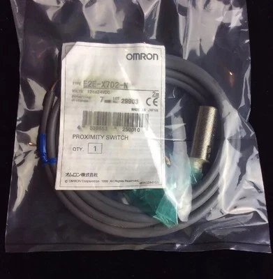 Omron E2E-X7D2-N 12-24VDC Proximity Switch NEW - Image 1 of 4
