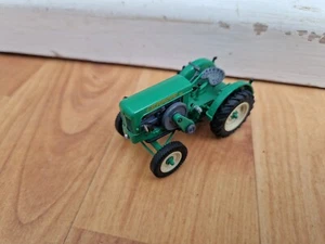 HACHETTE UNIVERSAL HOBBIES 1/43 CLASSIC 1950 FERRARI F2 DIECAST MODEL TRACTOR - Picture 1 of 3