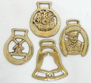 Vintage Messing Pferd Medaillon Geschirr Sattel Trense Pirat Glocke Schiff Windmühle 4 - Bild 1 von 12