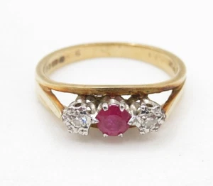 Vintage, 9ct Gold, Ruby & Diamond Trilogy Ring. Size K. 2.1g - Picture 1 of 5