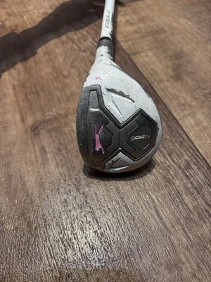 Slazenger V300 Ladies 6 Hybrid 27 Degree Ladies Flex Graphite RH Golf Club - Image 1 of 4