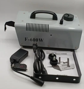 600W Snow Machine Snowflake Machine Flake Maker Stage DJ Xmas Flake Decor Effect - Picture 1 of 7