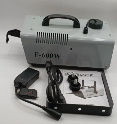 600W Snow Machine Snowflake Machine Flake Maker Stage DJ Xmas Flake Decor Effect - Image 1 of 4
