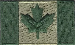 Parches bordados bandera de Canadá (verde) de 2,5""x1,5"" plancha - Imagen 1 de 1