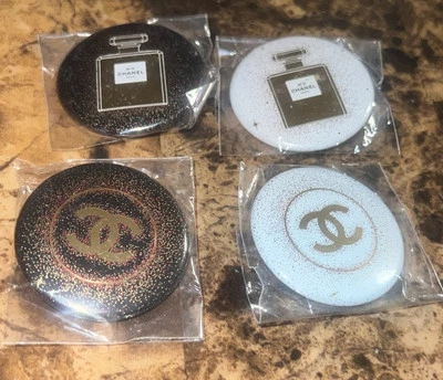 CHANEL Lot Of  VIP GIFT 2021 White & Gold No.5 Perfume Logo Round Pins - Image 1 of 2