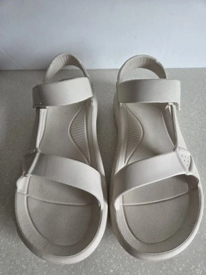 SANDALIAS MUJER TEVA HURRICANE DRIFT GOMA TALLA 10 COLOR CREMA Foto 1 de 4