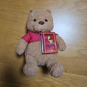 Juguete de peluche Winnie the Pooh muñeca de peluche Ohisama Market 2022 - Imagen 1 de 3