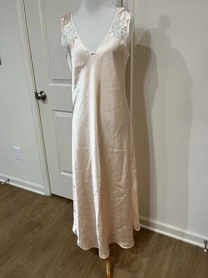 Oscar de la Renta Rosa Etiqueta Mujer’s Camisón Satinado Vestido Sin Mangas Talla Pequeña Foto 1 de 4