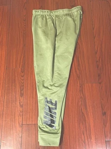 Nike Therma-Fit Jogginghose Sweathose Taschen Gummibund grün Größe M - Bild 1 von 9