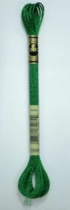 DMC Light Effects Thread E699 GREEN EMERALD Embroidery Floss, 8m Skein - Picture 1 of 2