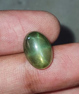 9.32Ct Green Star Sapphire Oval Cabochon 6 Rays Lab Grown Loose Gemstone 14x10MM - Picture 1 of 4