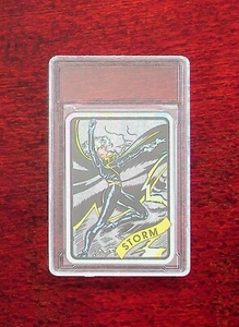 Storm 1990's MARVEL UNIVERSE SERIES 1 VENDING MACHINE PRISM STICKER - Picture 1 of 4