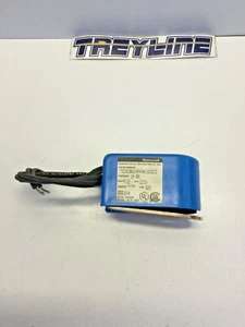 PRE-OWNED, HONEYWELL, 7121KBN2LR00A0J322C2, SOLENOID VALVE, 24V DC, 22W. (5B-3) - Picture 1 of 4
