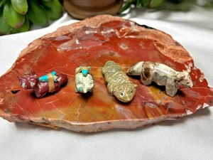 Set of 4 Adorable Vintage Native American Zuni Miniature Animal Fetish Carvngs - Picture 1 of 12