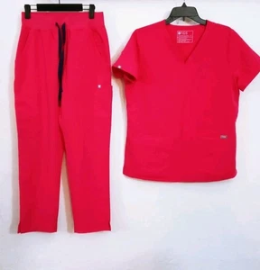 Conjunto Médico FIGS Mujer Casma Top Talla M y Pantalones Yola HW Talla S/P En Ultra Rosa - Imagen 1 de 4
