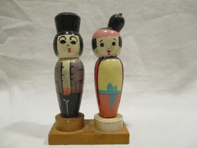 Lote de cinta vintage de madera antigua japonesa pintada a mano arte popular muñeca Kokeshi Foto 1 de 4