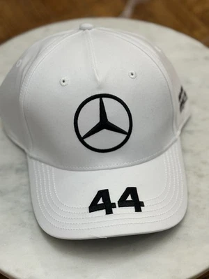 Gorra equipo Mercedes-AMG Petronas Lewis Hamilton niños 20/21 Foto 1 de 4
