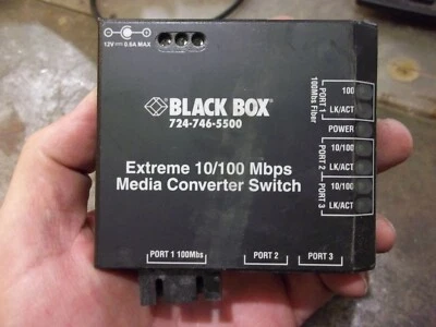 BLACK BOX LBH100A-P-SC EXTREME 10/100 MBPS MEDIA CONVERTER SWITCH (264-1) - Image 1 of 4