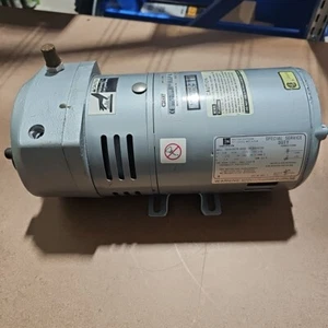 Bomba de vacío de paletas rotativas GAST 0523-540Q-G314DX - Imagen 1 de 6