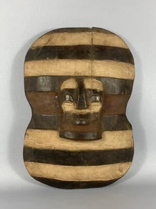 200408 - Tribal Used African KIFWEBE shield from the Songye - Congo. - Picture 1 of 6