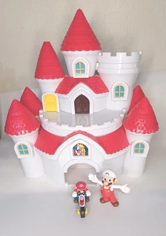 World of Nintendo Deluxe Castle Playset Princess Peach & Mario Figures Lot of 3 Cover