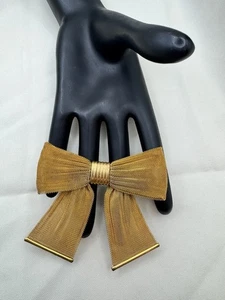 Spilla vintage anni 50 enorme fiocco a rete tono oro spilla dichiarazione non firmata splendida - Foto 1 di 6