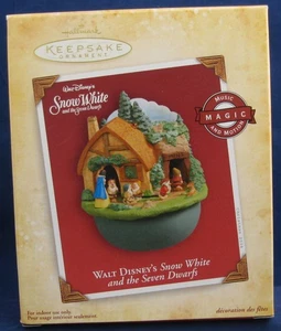 Hallmark Decorazione Ricordi Natalizi, Biancaneve e i Sette Nani, Nuovo - Foto 1 di 2
