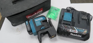 MAKITA SK106GDNAX 12V MAX SELF-LEVELING CROSS-LINE 4=PT GREEN LASER KIT - Picture 1 of 16
