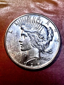 1925 S Peace Dollar  CH BU  at a super deal was$325 Now $200 (new listing) - Picture 1 of 8