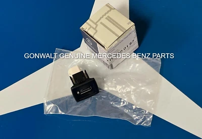 Adaptador USB 2188200187 Mercedes Benz ML63 AMG ML350 GL350 GL63 AMG 12-16 Foto 1 de 3