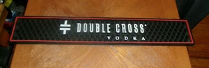 Tappetino fuoriuscita binario barra vodka doppia croce 21"x3,5" nero bianco - Foto 1 di 2