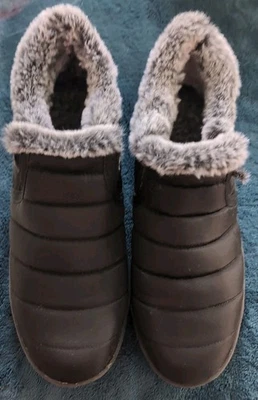 Botas negras Minnetonka Timpson Twin Gore para mujer-69010 10 usadas muy poco Foto 1 de 4