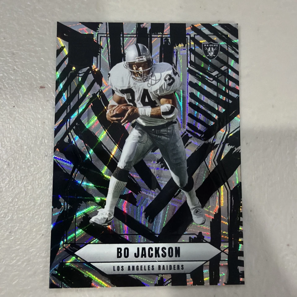 Estuche Bo Jackson 2025 Donruss Elite Razzle Dazzle Hit SP Raiders Foto 1 de 4