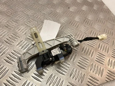 Mercedes-Benz GLC X253 C253 2017 Seat adjustment motor A2059700026 UTO52776 - Image 1 of 3