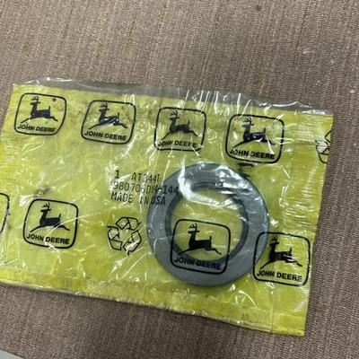 Sello principal delantero - cigüeñal y toma de fuerza para John Deere 3020 4020 4230 4430 AT344T Foto 1 de 2