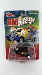 Ford cupé Racing Champions Bad Gassers 1934 Black Flames edición limitada - Imagen 1 de 6