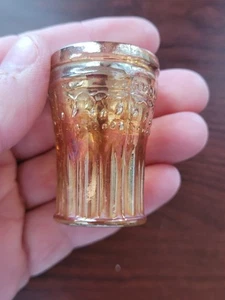 Schönes Ringelblumen Ganador Muster Karneval Glas Schnapsglas von Cristalerias Piccardo - Bild 1 von 10