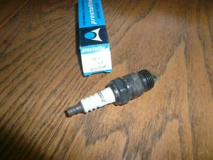 Prestolite 18 RF42 NOS New Prestolite Spark Plugs (2) - Vintage - Bild 1 von 1