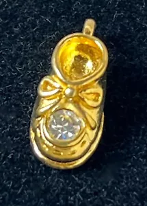 Avon Baby Bootie Geburtsstein Charm APRIL simulierter Diamant goldfarben VINTAGE 1999 - Bild 1 von 10