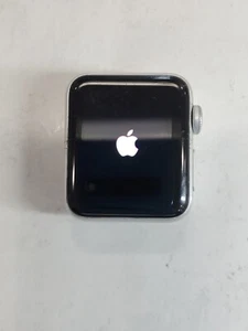 Apple Watch Series 3 38mm A1858 GPS Silber Aluminium - Lesen - Bild 1 von 11
