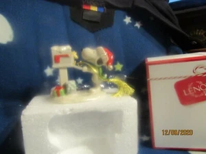 LENOX PEANUTS SNOOPY'S LETTER TO SANTA ORNAMENT with Woodstock NEW in BOX Mail - Picture 1 of 6
