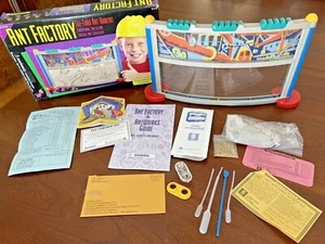 1995 Vintage Ant Factory See- Thru Habitat FUN & EASY TO USE! - Picture 1 of 12