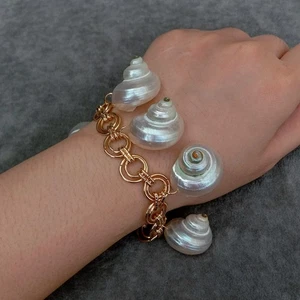 21x26mm Natural White Sea Shell Charm Bracelet Summer Beach Bracelet - Picture 1 of 6